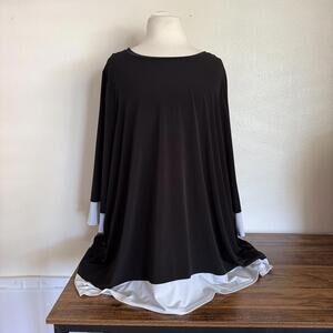 Calvin Klein Black and White Colorblock Tunic Top